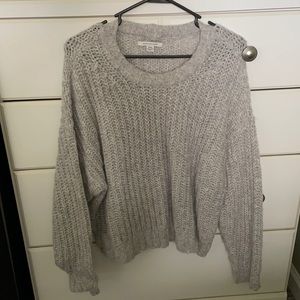 American Eagle Gray Medium Sweater